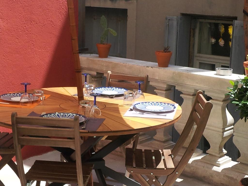 Apartament La Terrasse Du Marche Aux Fleurs Montpellier Zewnętrze zdjęcie
