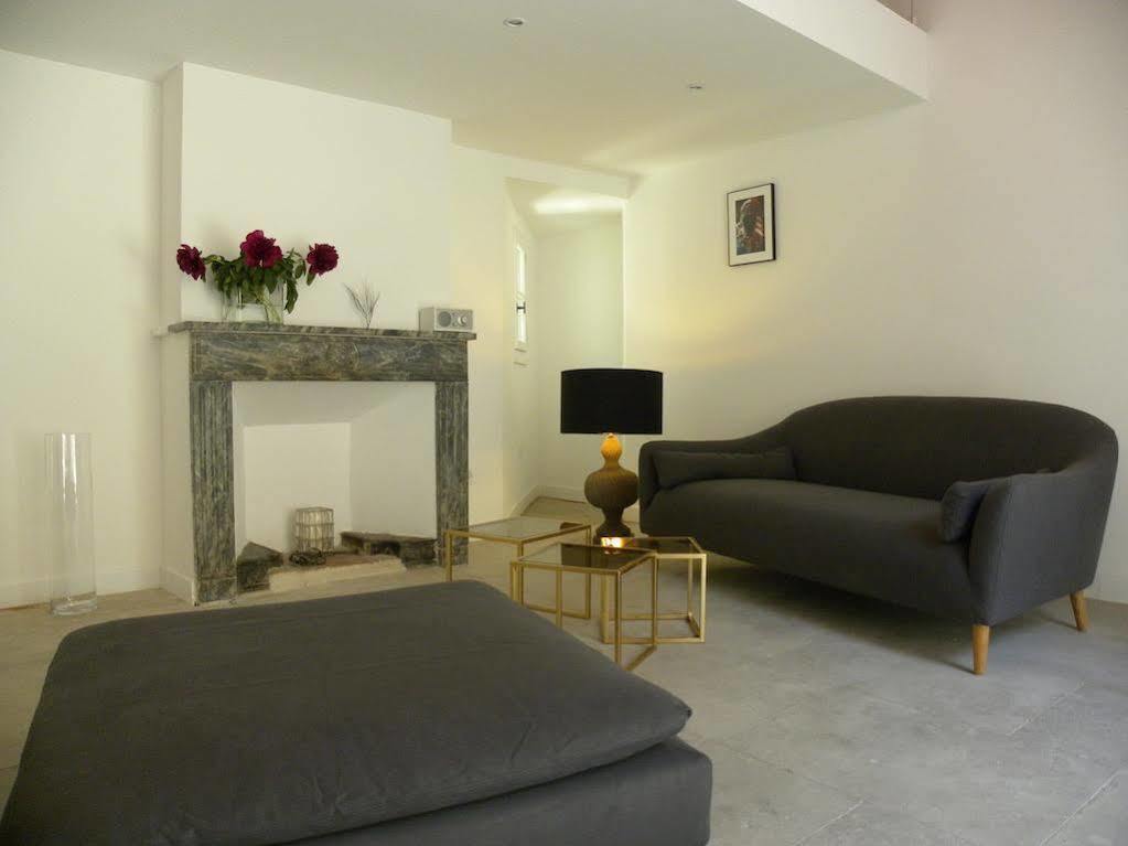 Apartament La Terrasse Du Marche Aux Fleurs Montpellier Zewnętrze zdjęcie