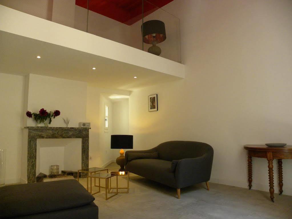 Apartament La Terrasse Du Marche Aux Fleurs Montpellier Zewnętrze zdjęcie